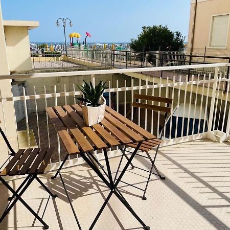 Appartamento Cima - Vista Mare, 3 Camere, Wifi, Family Apartment Лидо-ди-Езоло Экстерьер фото