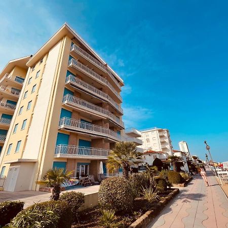 Appartamento Cima - Vista Mare, 3 Camere, Wifi, Family Apartment Лидо-ди-Езоло Экстерьер фото