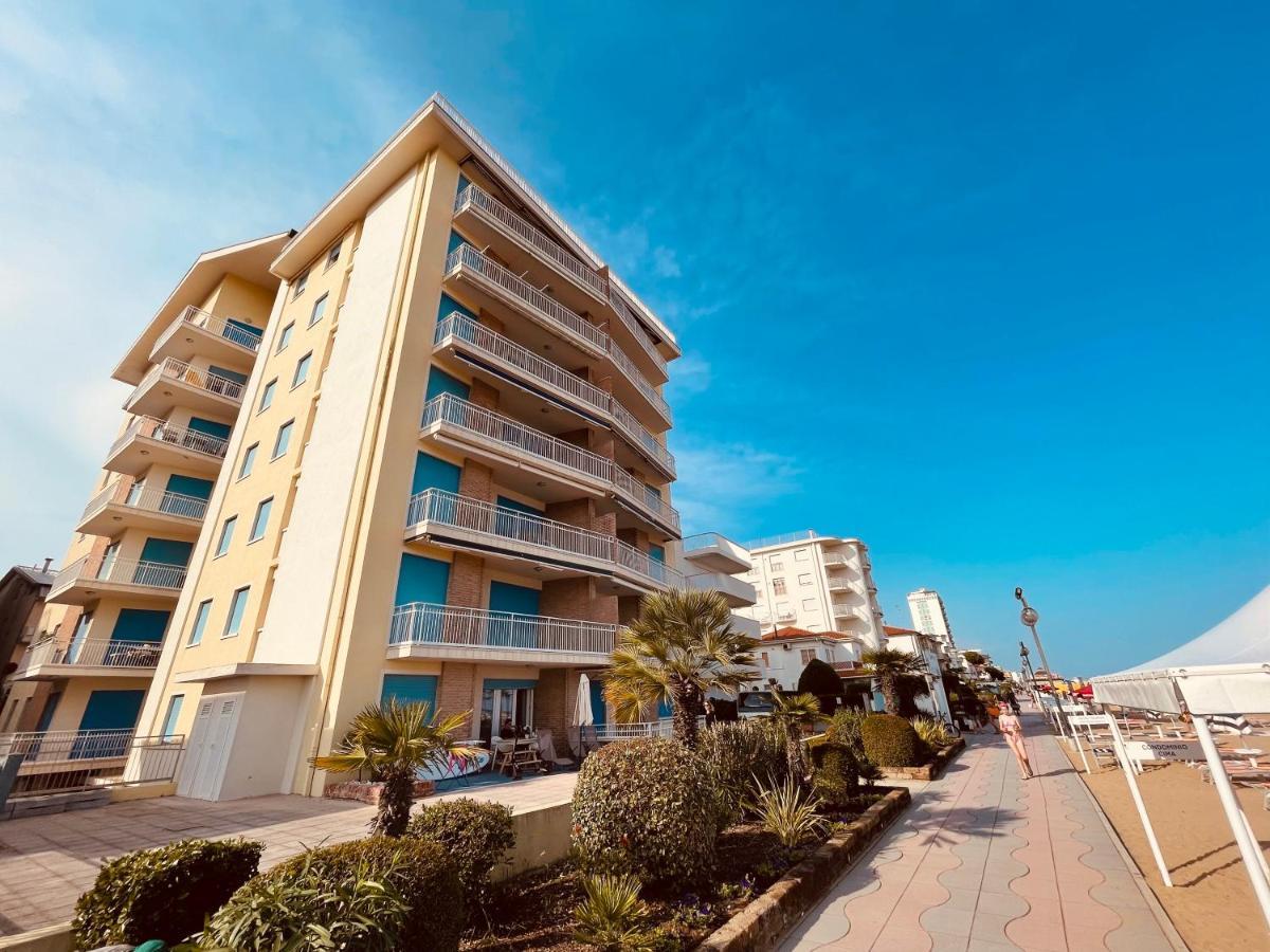 Appartamento Cima - Vista Mare, 3 Camere, Wifi, Family Apartment Лидо-ди-Езоло Экстерьер фото