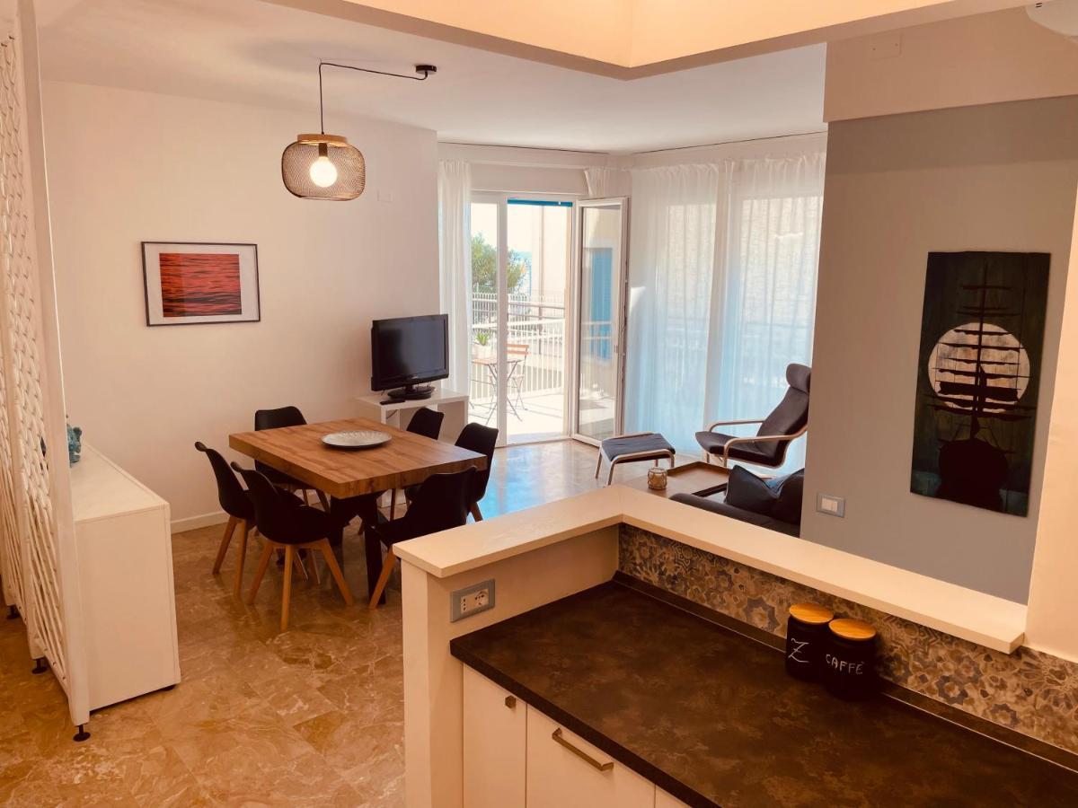 Appartamento Cima - Vista Mare, 3 Camere, Wifi, Family Apartment Лидо-ди-Езоло Экстерьер фото